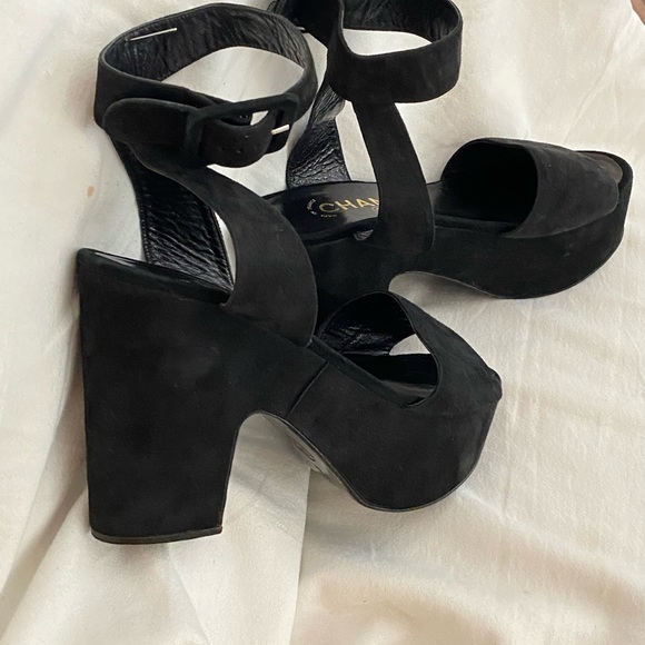 Vintage CHANEL Platform Leather - Picture 2 of 7